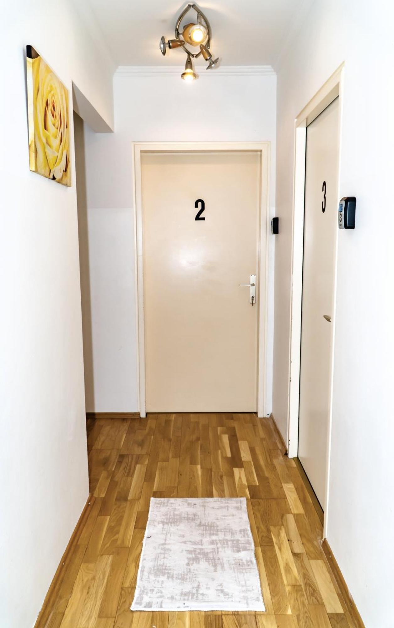 Spacious Rooms 5 Minutes To Wiener Stadthalle Екстер'єр фото